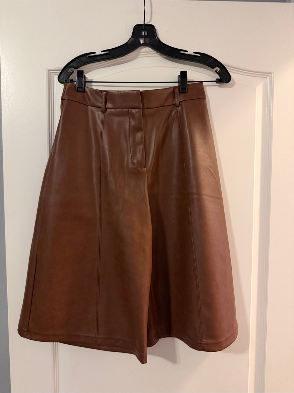Avec Les Filles Faux Leather Women’s Shorts Size Small NWT
